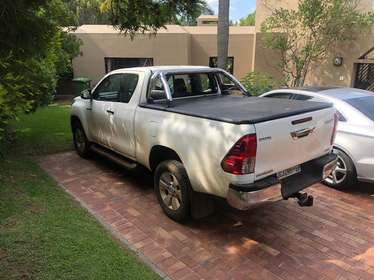 Clipon Cover  - Toyota Hilux GD6 Ext Cab